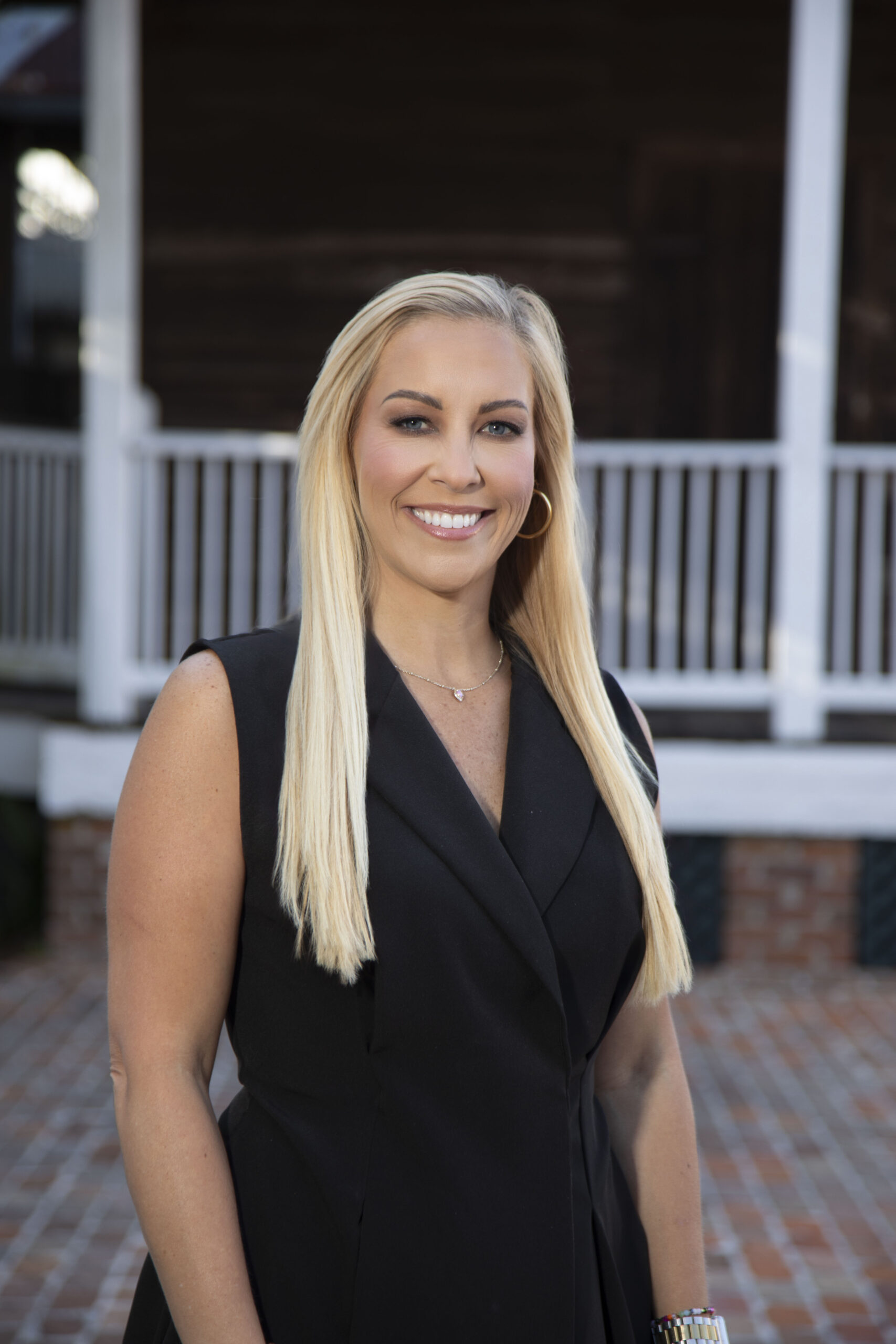 Headshot of RAE BROUSSARD