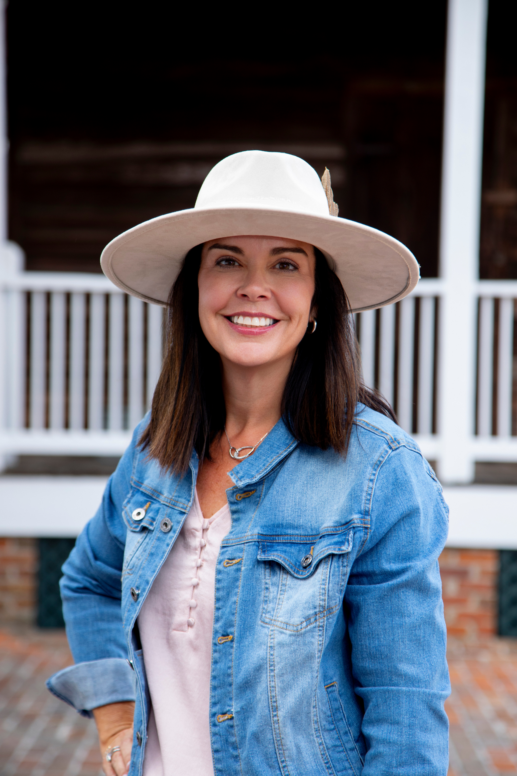 Headshot of JAIME THOMPSON